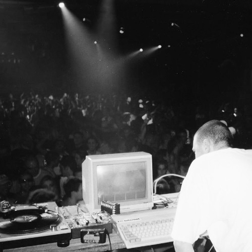 3DMG - M4019 HAPPY HARDCORE EXPERIENCE MIX071