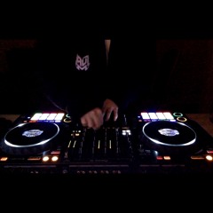 Trap DJ Live Party Mix_vol.1 CNFDNCE