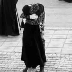 تزخرف لي بحلو الصوت وهمسك حلو تنسيقه