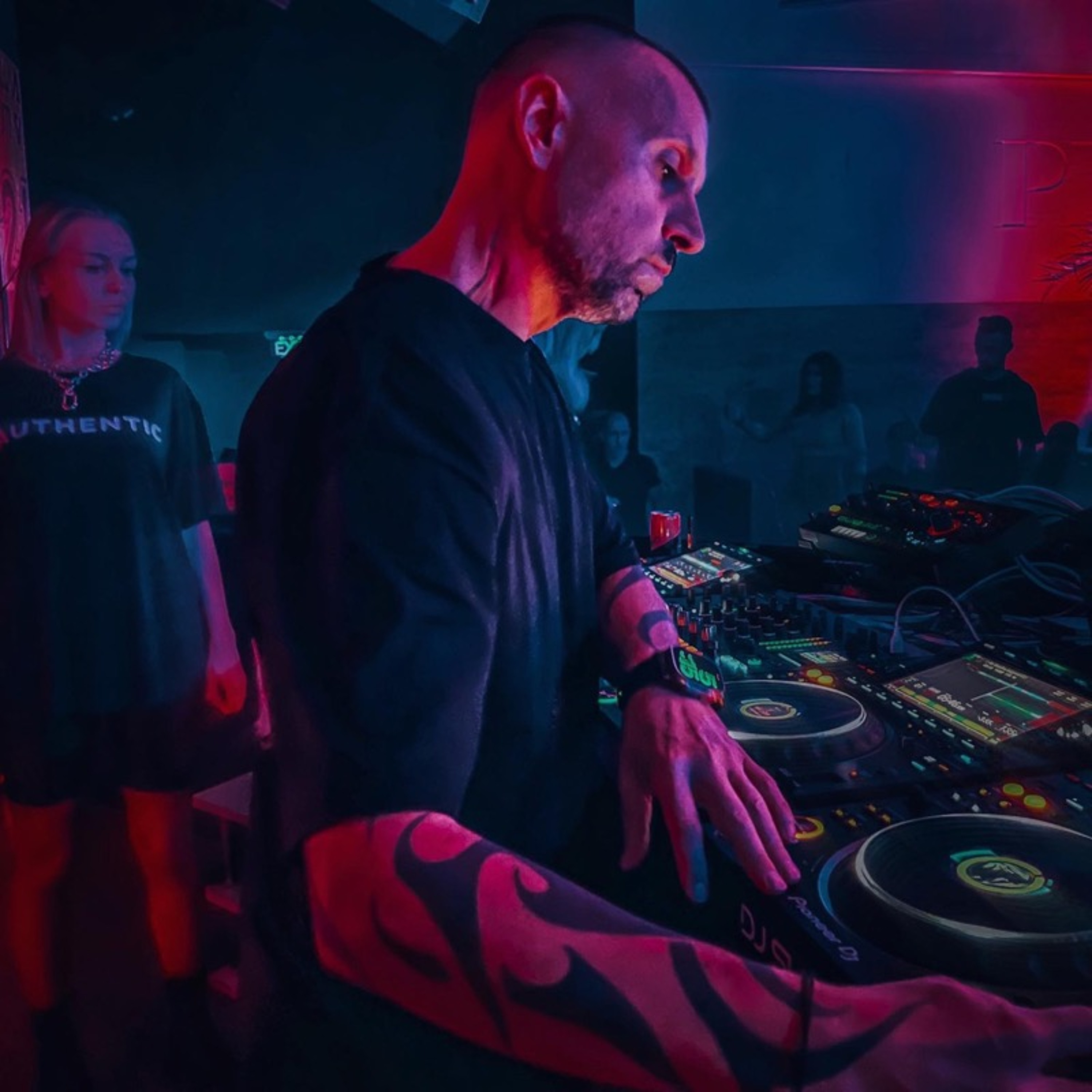 DJ Stephan Gee (Official)