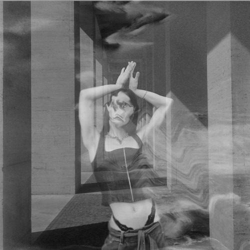 SUNDAY SILENCE #3: “I melt at your glances and become music”
