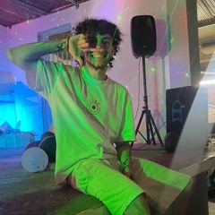 no estoy pegado por el bien de la trama