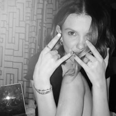 قلم رصاص ومحايه