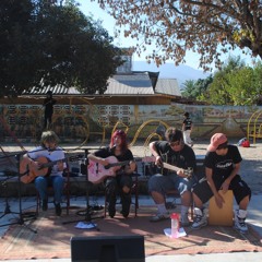 señora, devuelvame la pelota