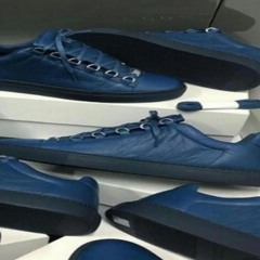 i was the one in the balencigas