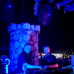 Cheers To Golden Moments II