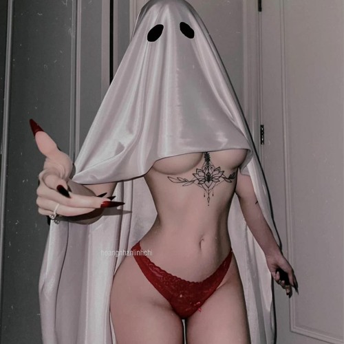 HALLOWEEN - HIEU BI REMIX