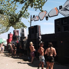 Summer Tek, Kicks & Grooves