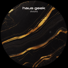 PREMIERE: Haus Geek - before