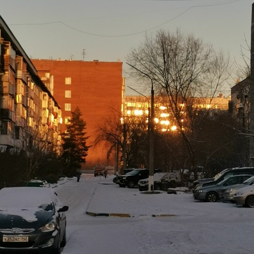 SØINS-comfort in a strangers smile