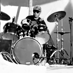 Jordan drumming getting crazy