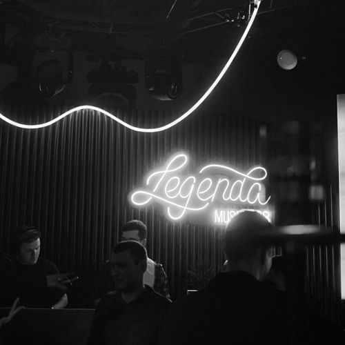 CHEEKY / LEGENDA PLACE / LIVE MIX