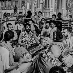 Damodarashtakam Live | Iskcon Vrindavan