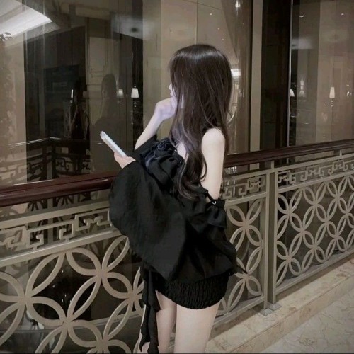 TRÁNH XA MA TÓE.mp3