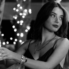 من زيها🤍🤍.