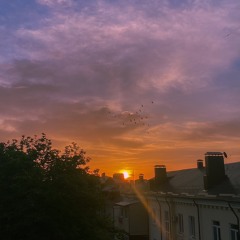 <3