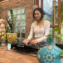 Chill vibe at The Jungle Ekkamai