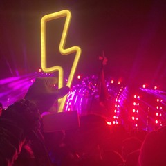 edm 🧎🏼‍♀️