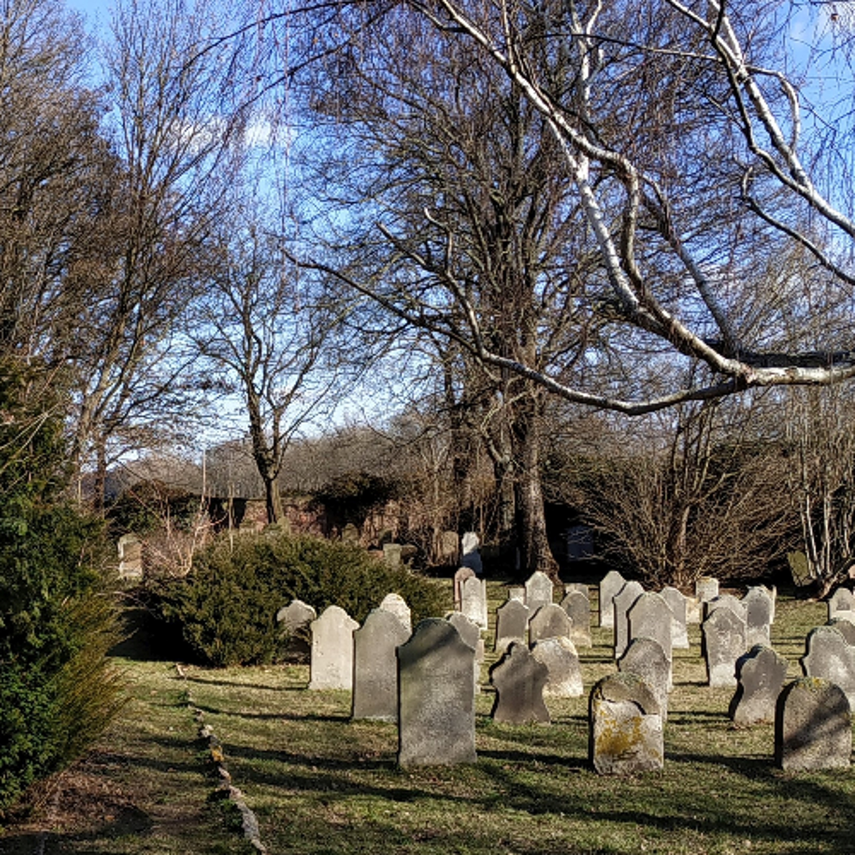 Dokumentation: Jüdische Friedhöfe erzählen Geschichten