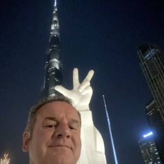 Walking in Dxb 01 '23