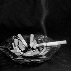 NASHEEE - NO PARO DE FUMAR 🚬