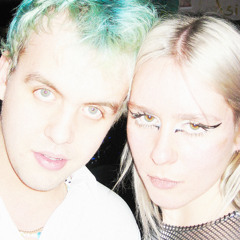 J'aime quand on danse (tes mains sur mes hanches) [feat. Les Louanges]