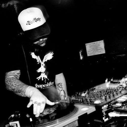Reaching in the crate mix...