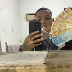 ELA ESTA ME OLHANDO REPARANDO BEAT MODINHA(RLK DOS MENOR 55)