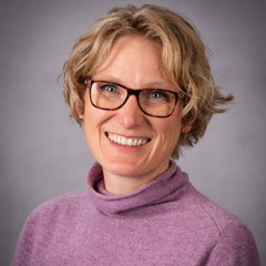 Heidi Egan teaches students about the influence of the Spirit through music and singing