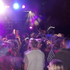 Dodgy Decks & Flakey Sets
