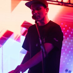 Cozmoe- Debut Live Performance at West Coast Customs