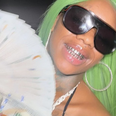 LOOKING FOR THE HOES