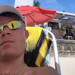 SOMOS APENAS AMIGOS - MC PL ALVES e MC KITINHO ( DJ SZ e DJ SALATIEL )