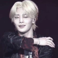 stray kids - circus 🤡 sped up