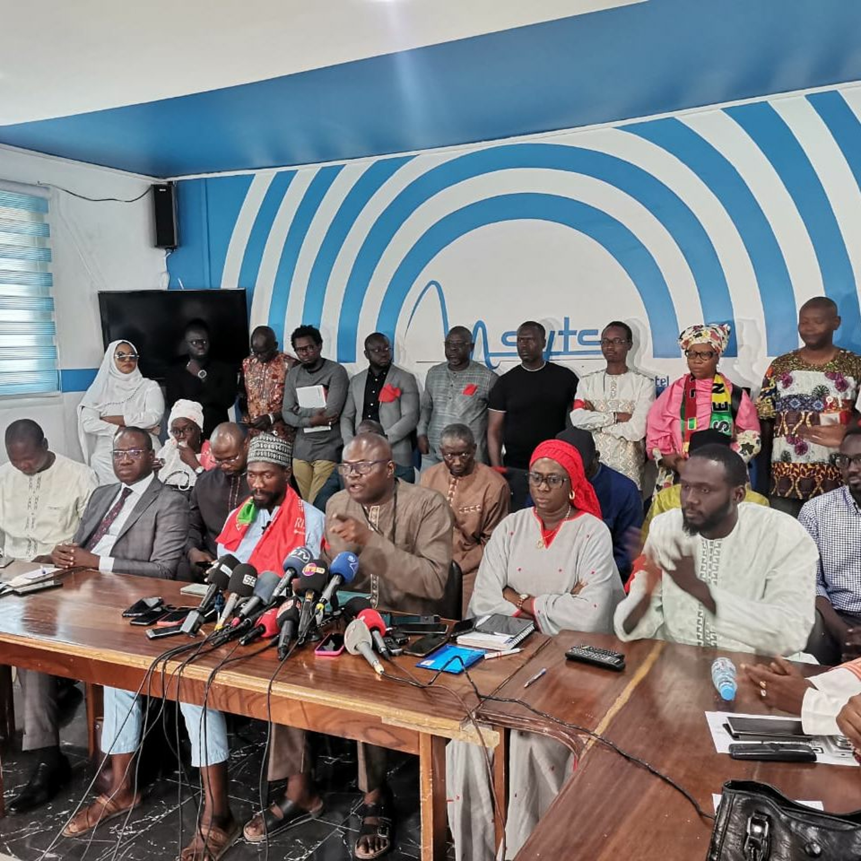 Sénégal, Les Syndicats Des Travailleurs Des Télécommunications Dénoncent episode artwork