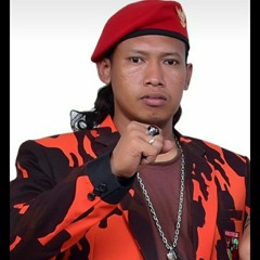 Gaun Merah For Ketua Oki Siregar & Company ..PANCASILA...✊✊✊