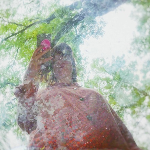 𝐿𝒰𝐹𝒯_live set