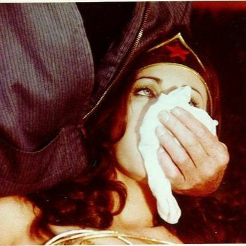 Маньяк усыпил девушку. Щекотка подмышек и живота и ног связанных. Кливлендские пленницы (2015). Тряпка с хлороформом. Фильмы про похищение девушек.