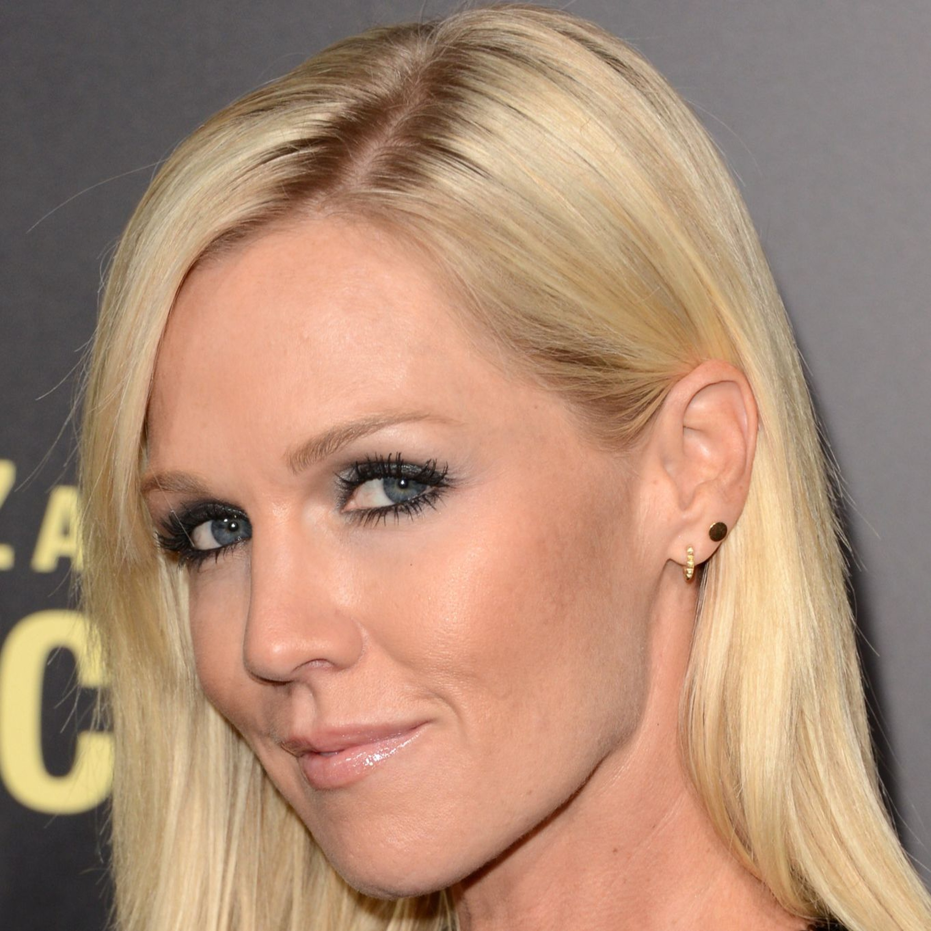 The Frank MacKay Show - Jennie Garth