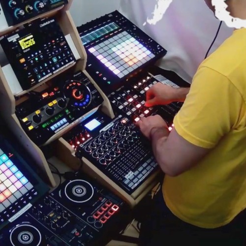 Raw Deep Techno II