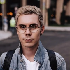 Топлес Умный Человек В Очках (JERK REMIX)