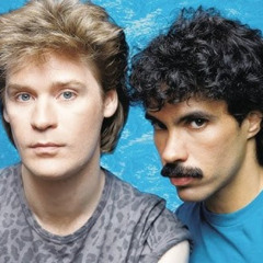 Hall and Oates-Wait For Me (Live + Strings)