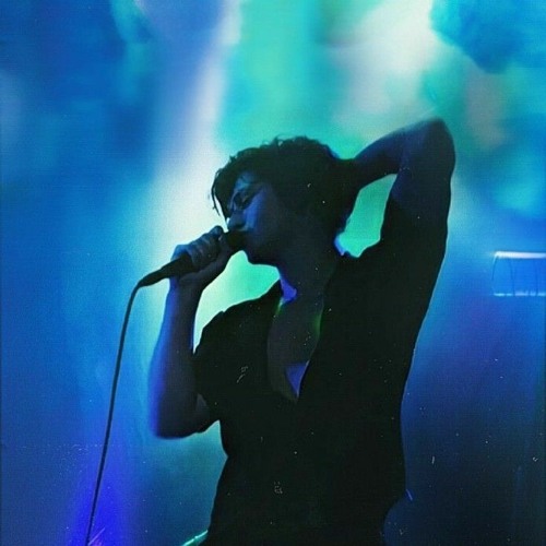 knee socks (arctic monkeys)- sped up
