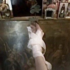 लाशों की गंध w/goth2issues  (altrvz)