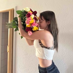 Танцуй пока молодая