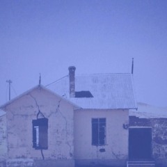 Chelidon Frame - A Desert Displays (excerpt)