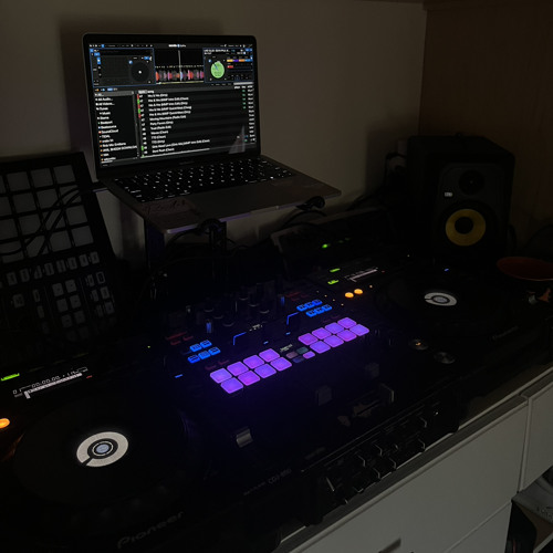 NOW THAT IS MUSIC @DJRAIDAH (THROWBACKZ JUGGLE)