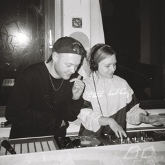 Swanjo & toomuchice @Hellsicht