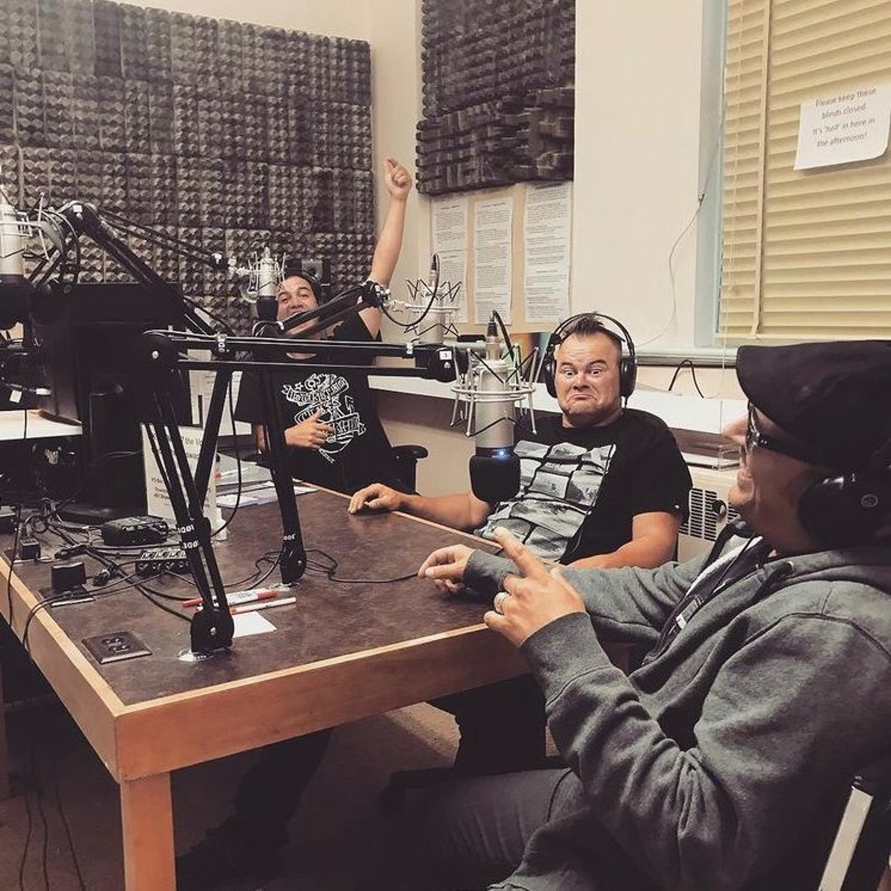 25000 Miles Radio Show