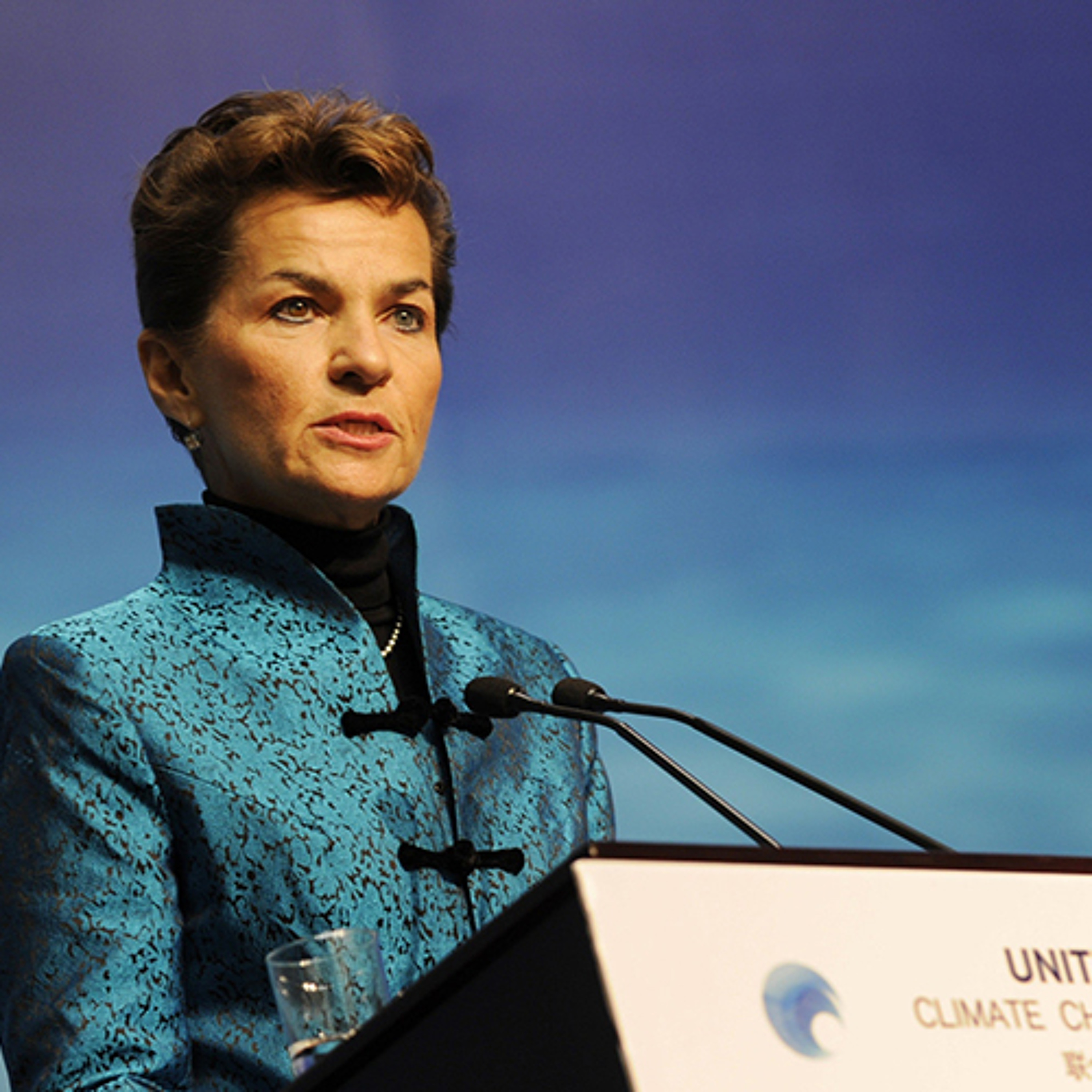 2-6: Christiana Figueres entrevista a Vilma Ibarra. episode artwork